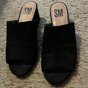 Steve Madden open toe low heel slide